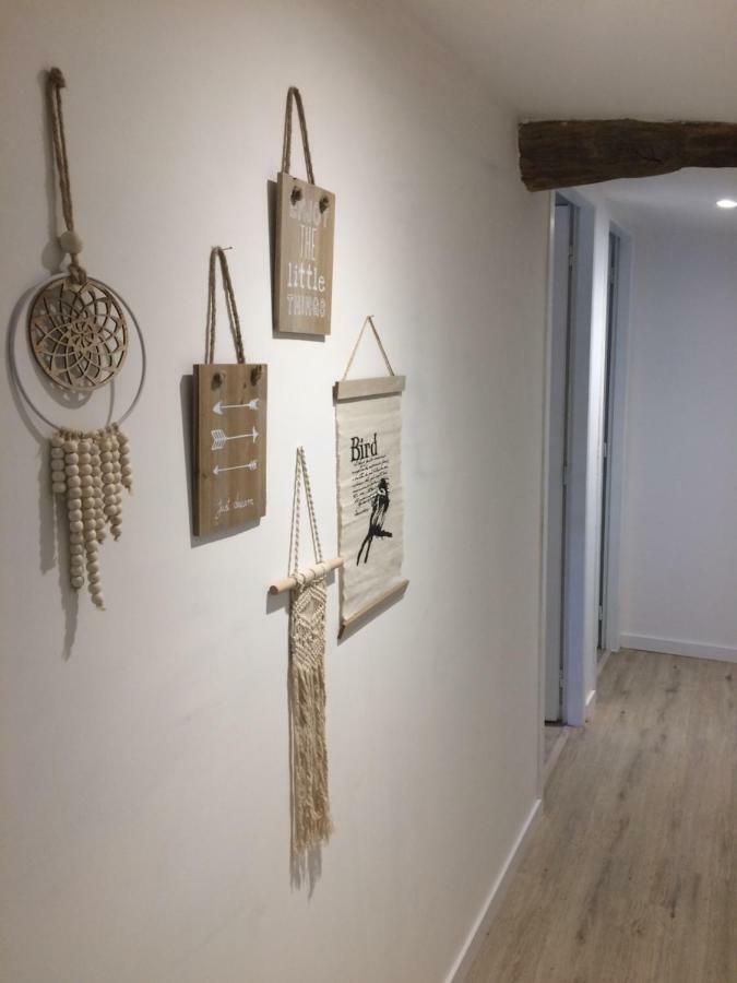 Le Petit Monty Gite Cote Etang Saint-Malo-du-Bois Eksteriør billede